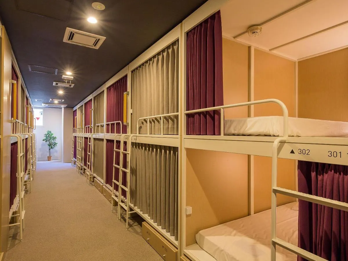 Hotel Plus Hostel 札幌市